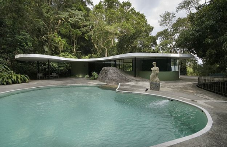 Casa das Canoas – Oscar Niemeyer (Brasil, 1951)